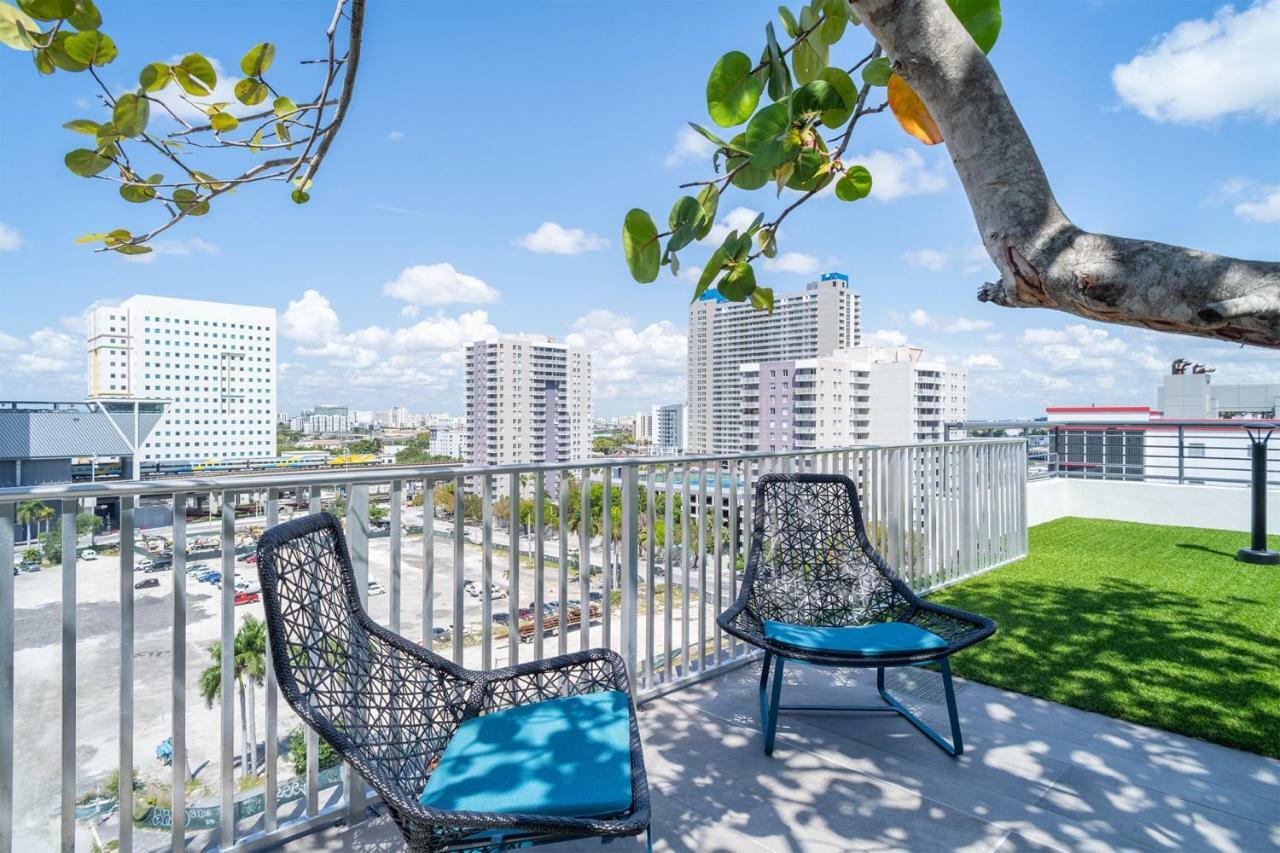 Bluebird Suites Downtown/Brickell Дорел Экстерьер фото